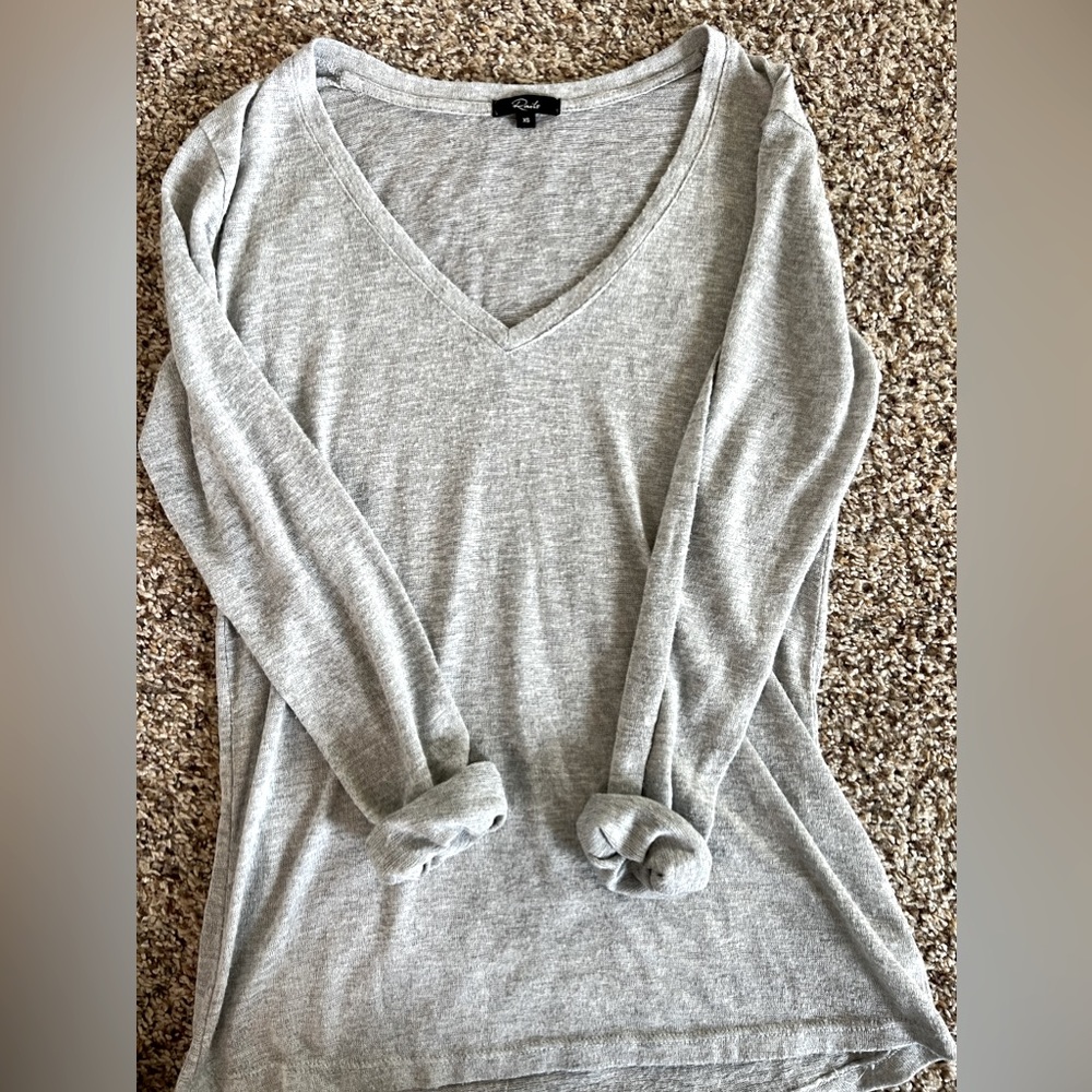 XS Rails. Long sleeve grey shirt